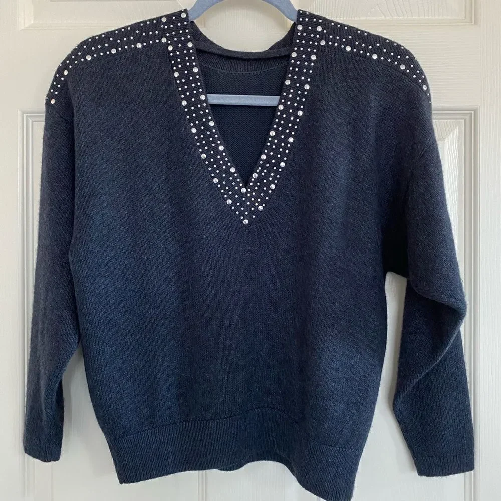 St.John Vintage (signature label,1980s) dark blue sweater, SizeXS/S Petite